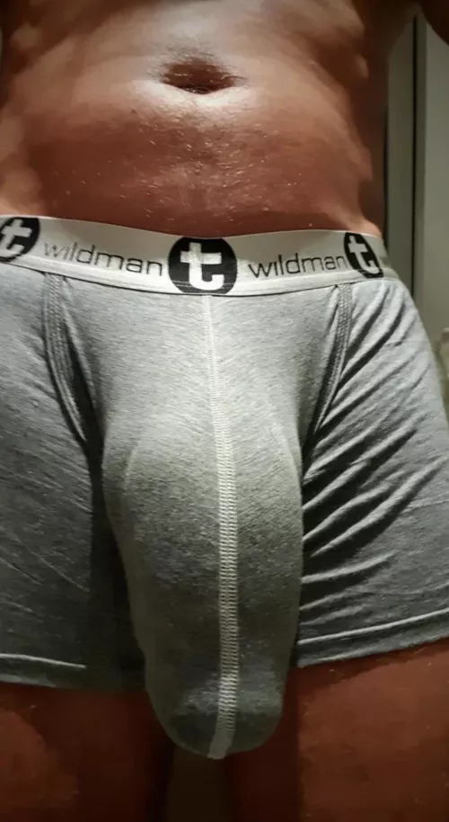 How’s the buldge by Flat-Resource-9093