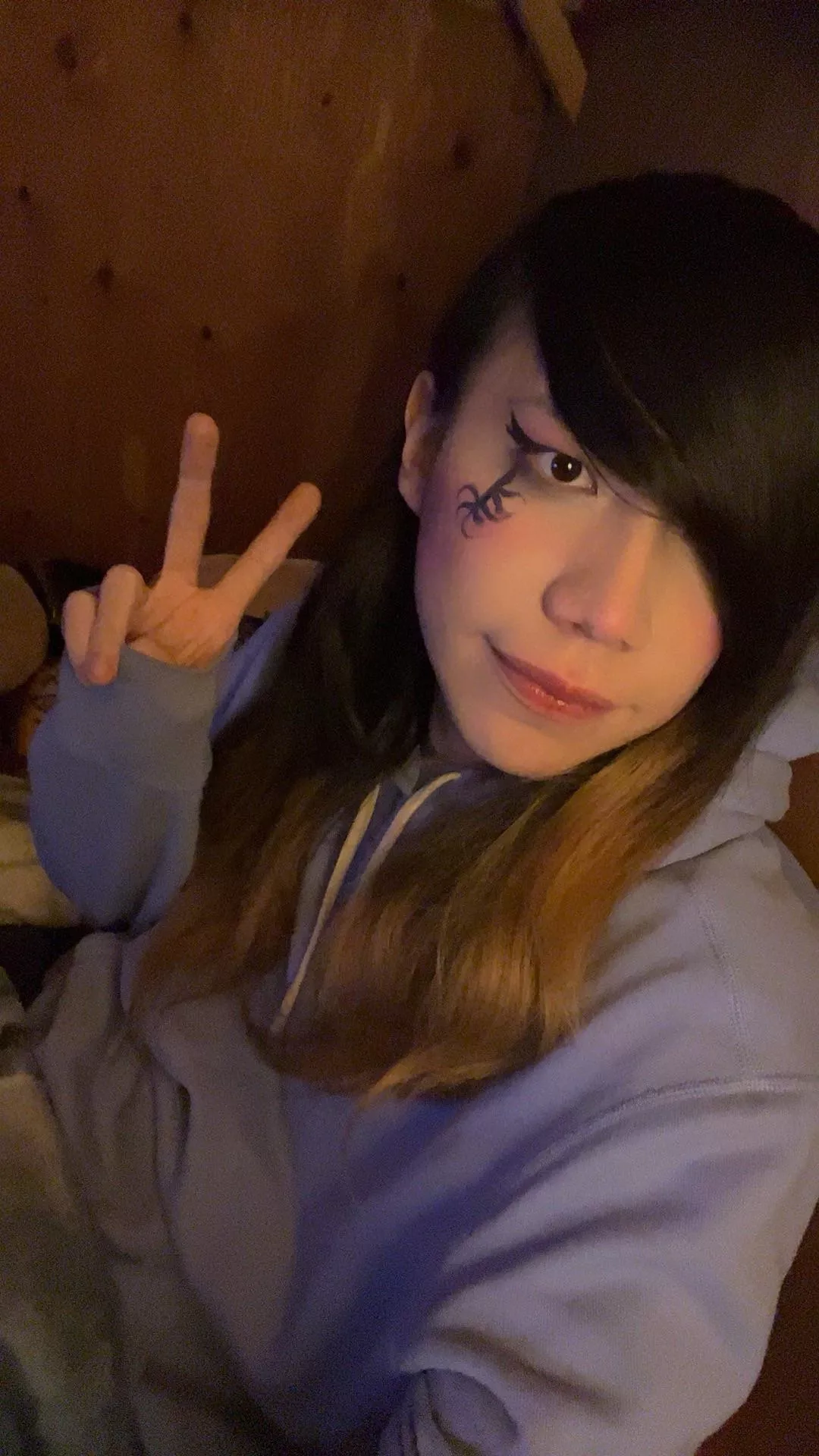 i hate making titles cuz i never know what to write 😭 posted by Jarian5545