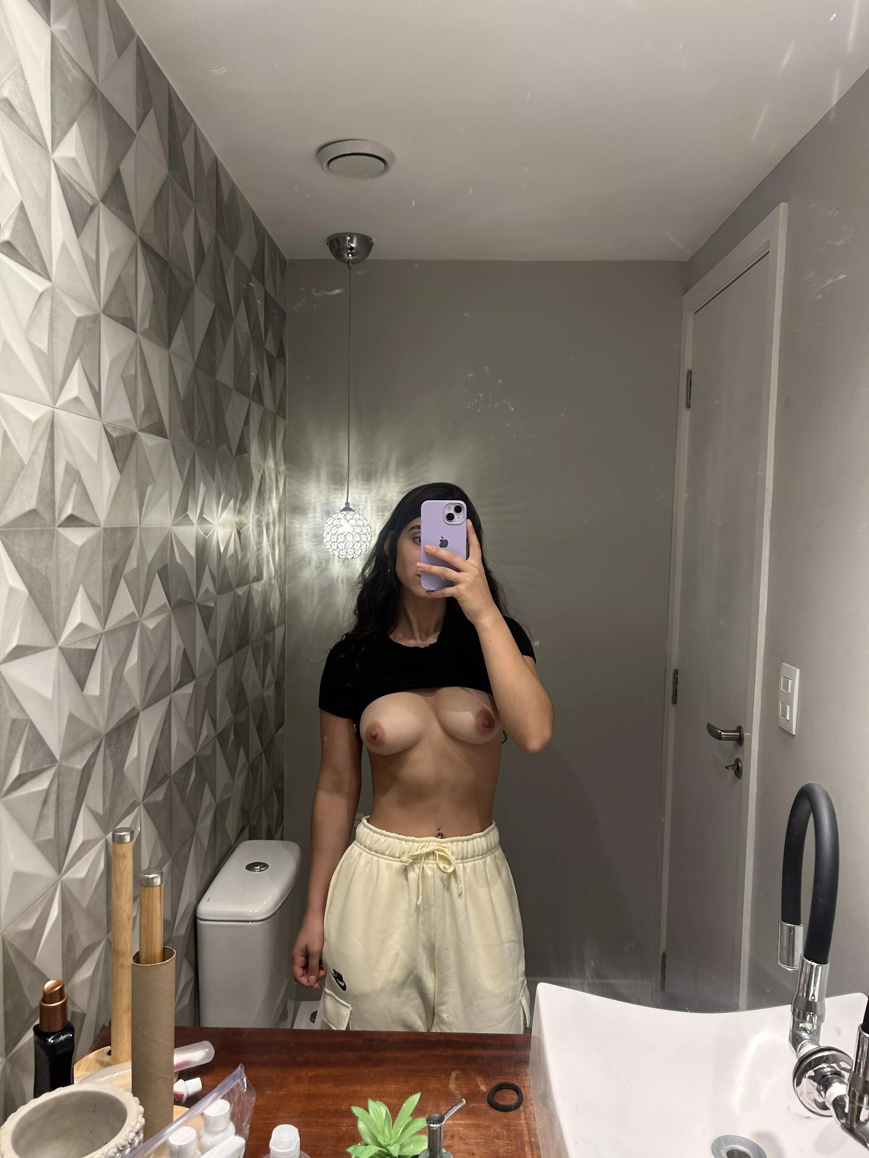 If I sent you this, I'm expecting a dick pic back ;) posted by Some-Maybe7192