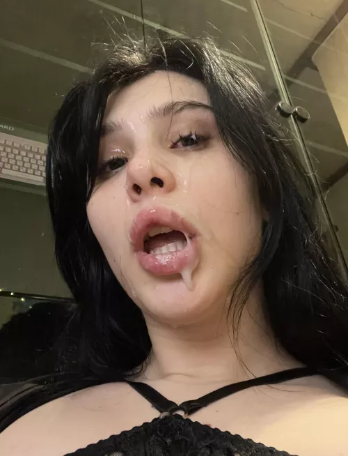 I'm ready to choke in your sperm by Tiedbonasa