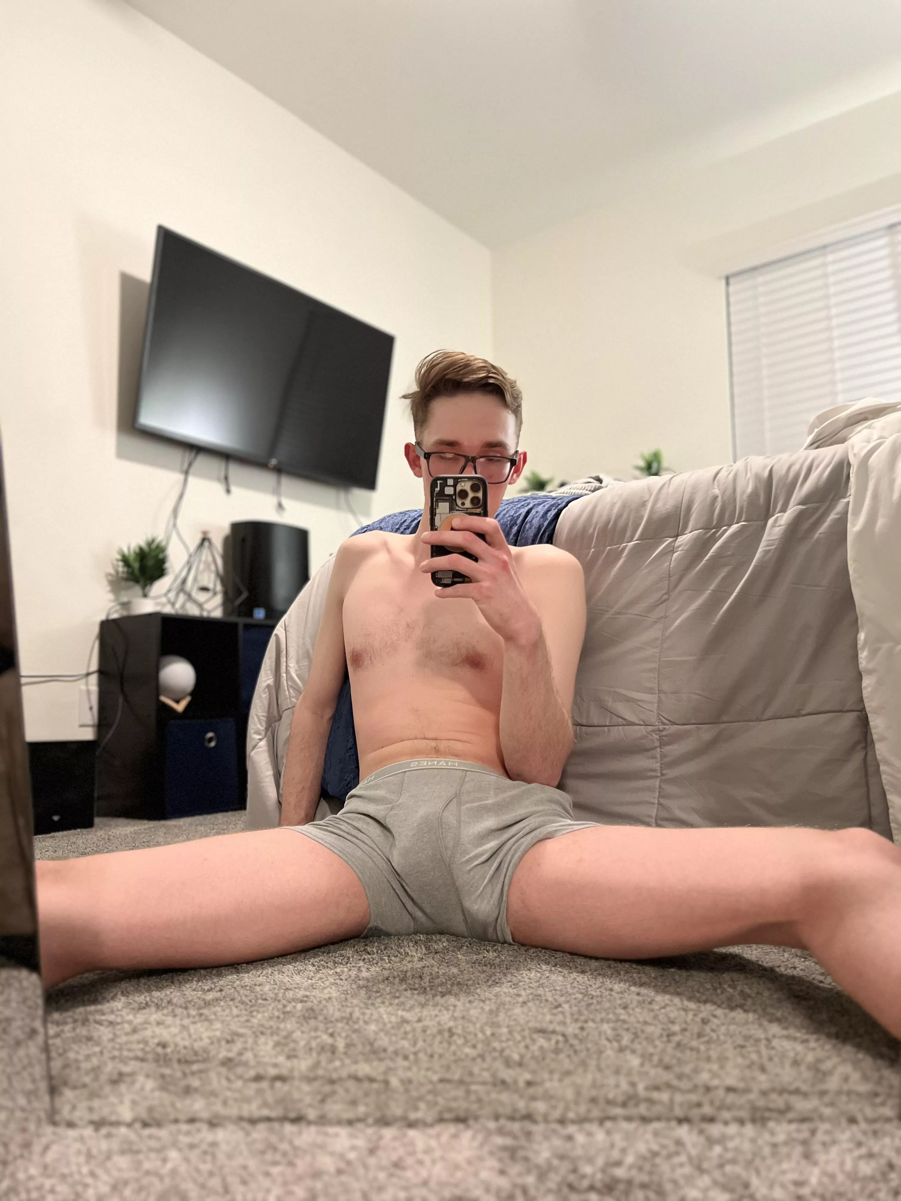 My first outline, it’s a little tight in there… posted by Hungry-Opposite-6246