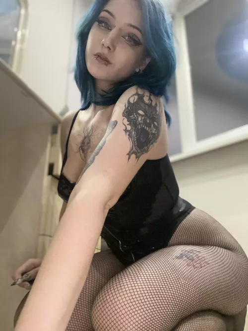 My shiny latex craves your touch by hellinnlove