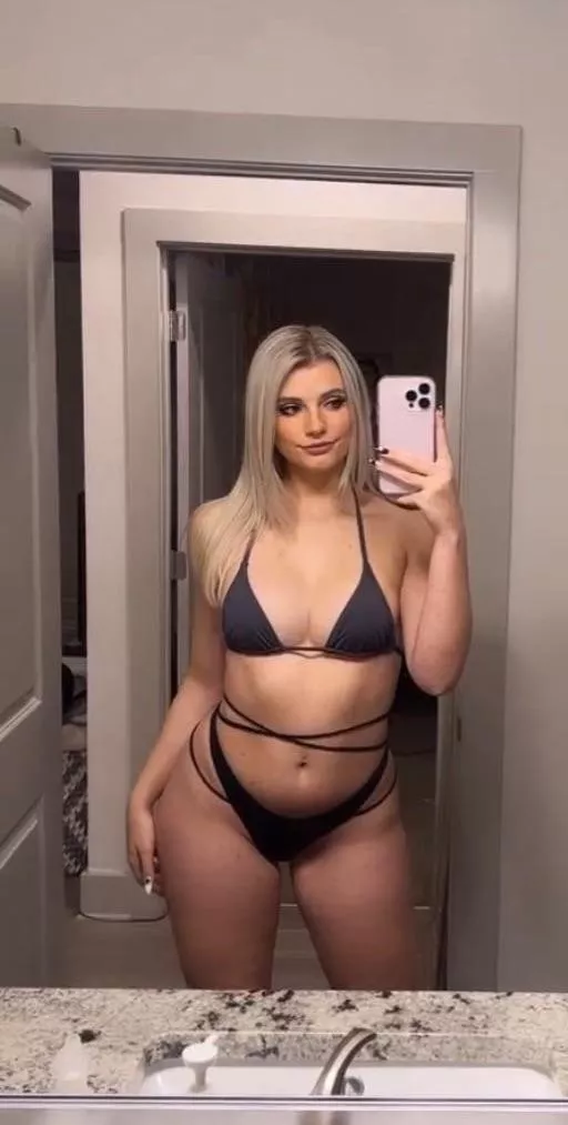 Sexy posted by Aggressive-Style4196