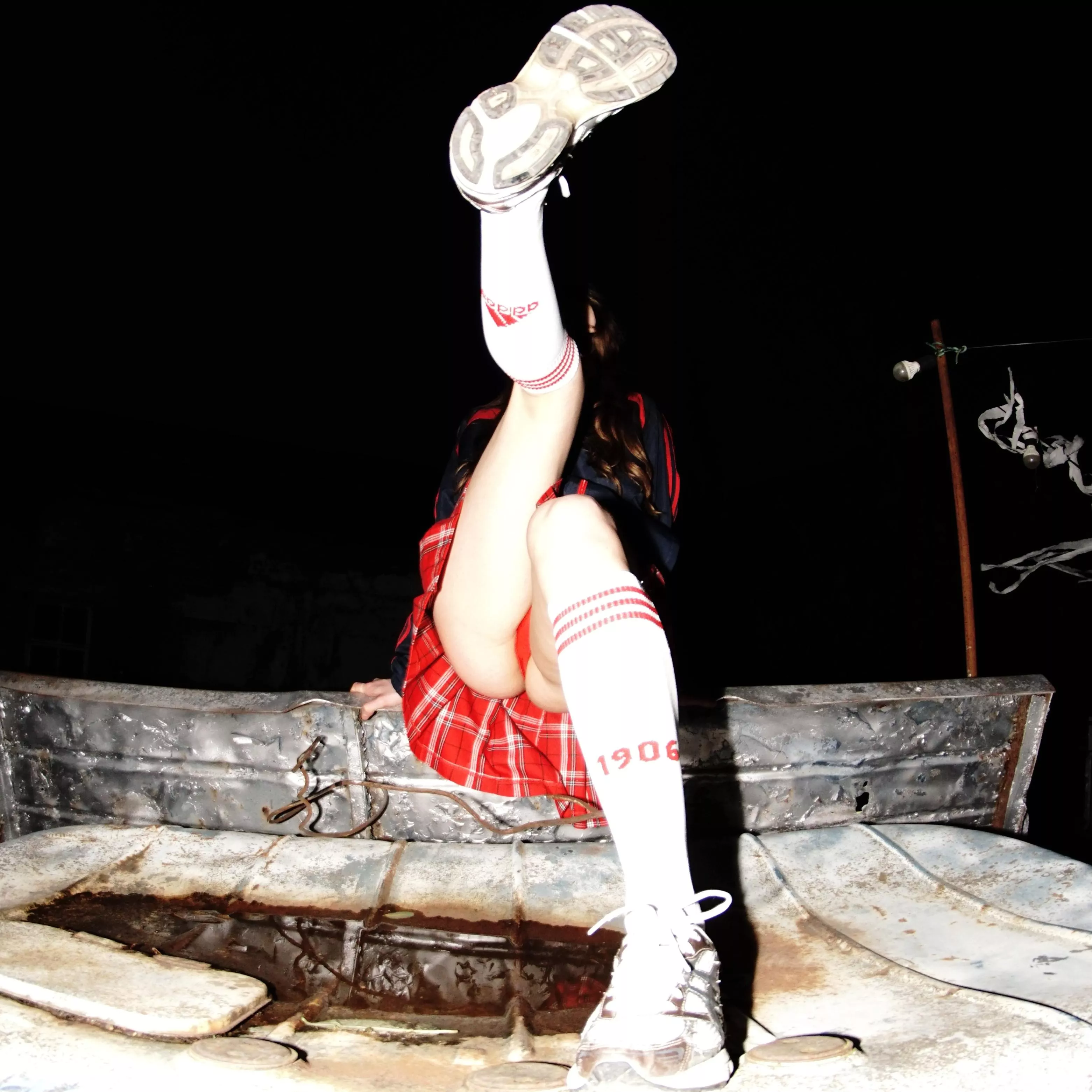 she couldn't close her legs all night posted by Stillburst974