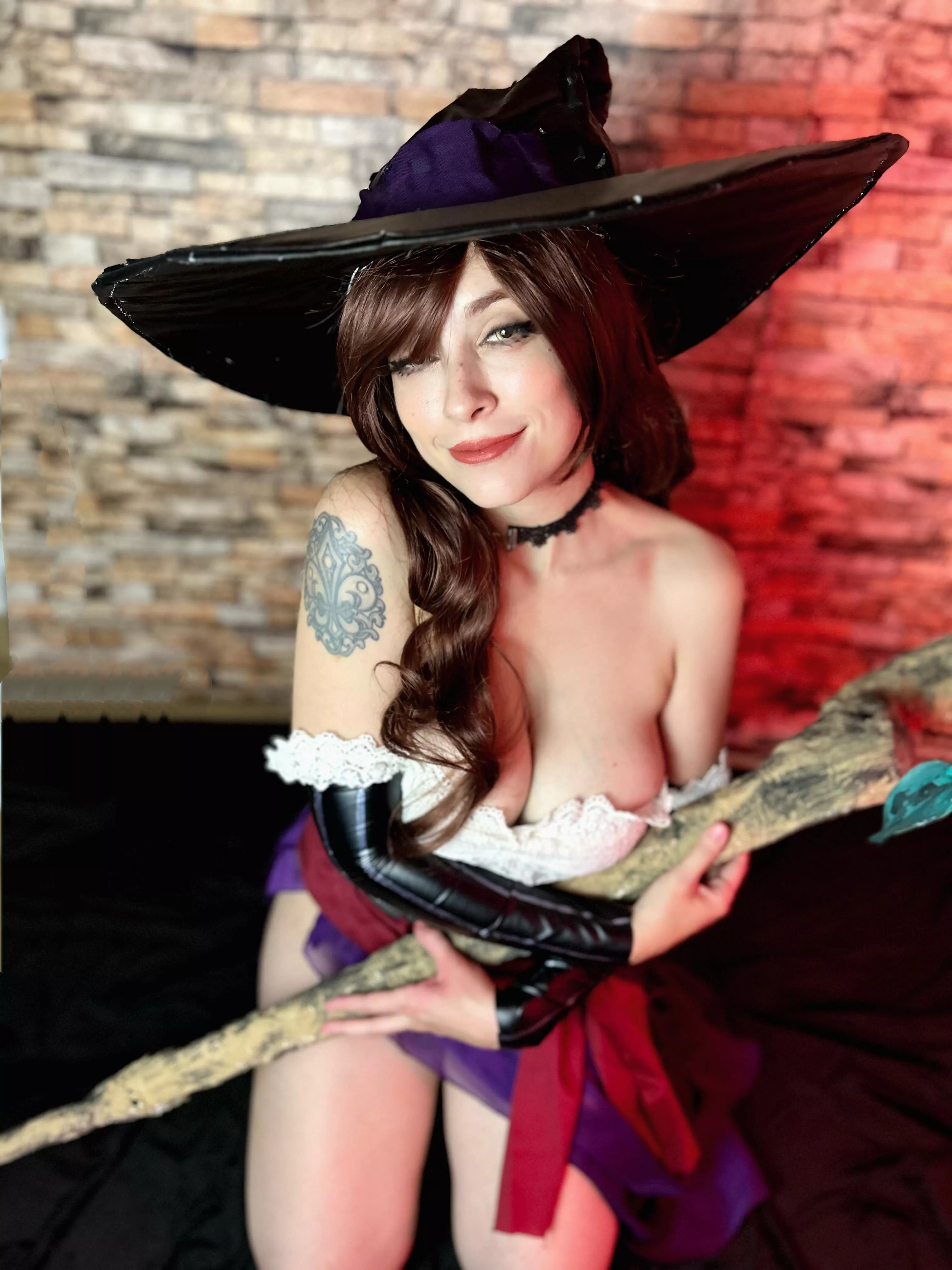 Sorceress from Dragon's Crown by ReadilyMute posted by ReadilyMute