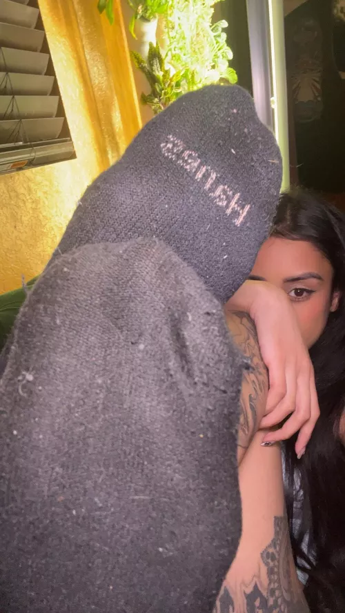 Take them off with your teeth, beta. by gemsainttt