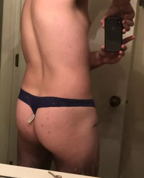Want some trading friends 🥵 virgin hole here by TakeCorners9