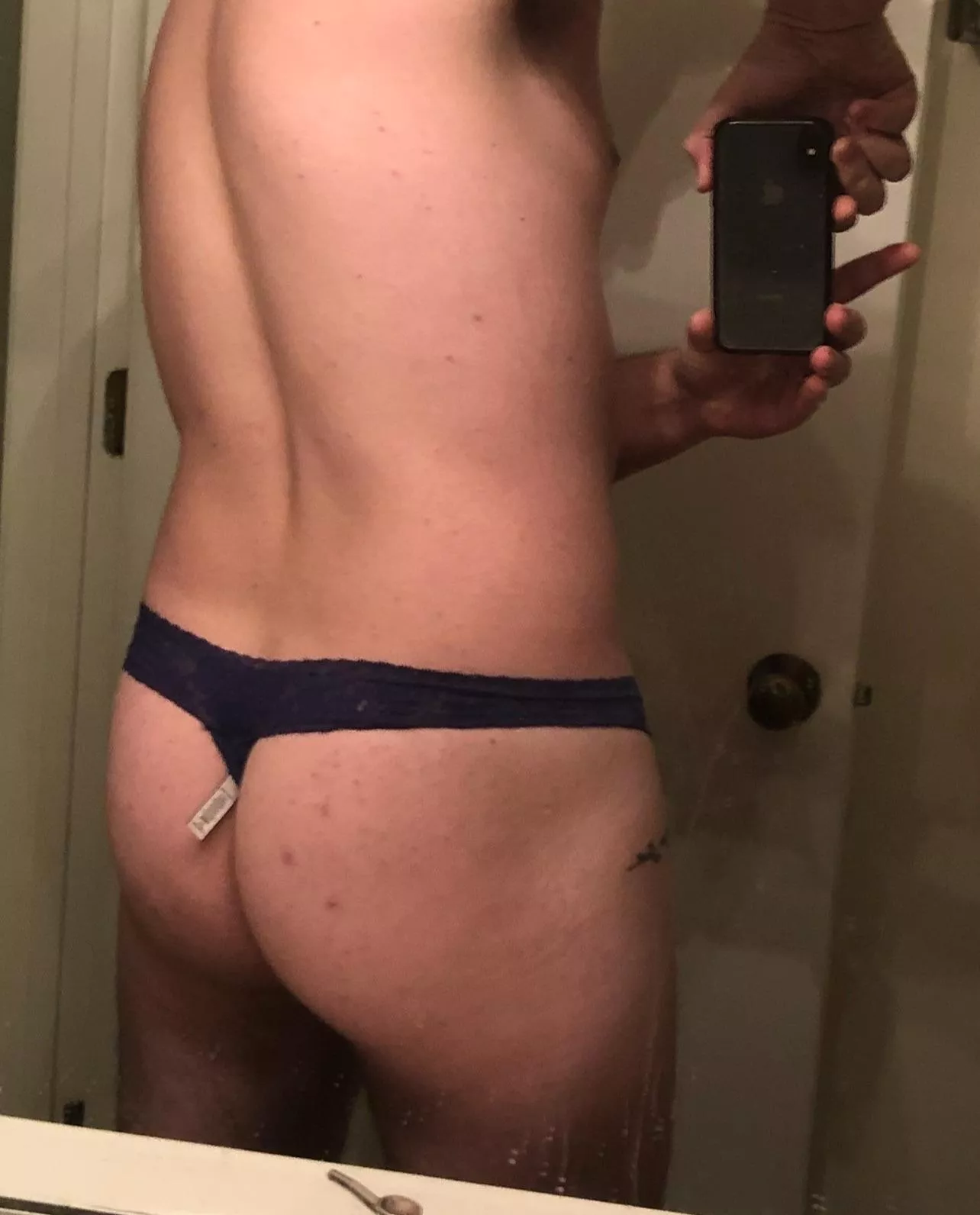 Want some trading friends 🥵 virgin hole here posted by TakeCorners9