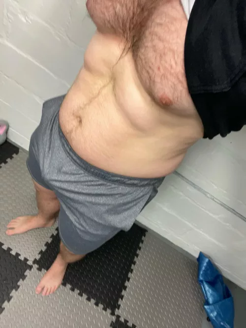 26 USA straight jock.Gf isn’t kinky, looking for kinky dom men to talk to. Verbal, vulgar, and mean doms come try to turn me to your f@g toy. Snap is slut1432 by cumwhore1432