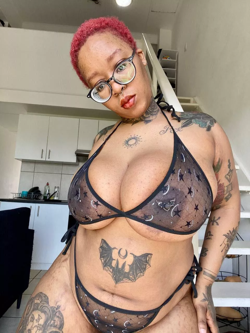 Am I sexy be honest  posted by Active-Honey2876