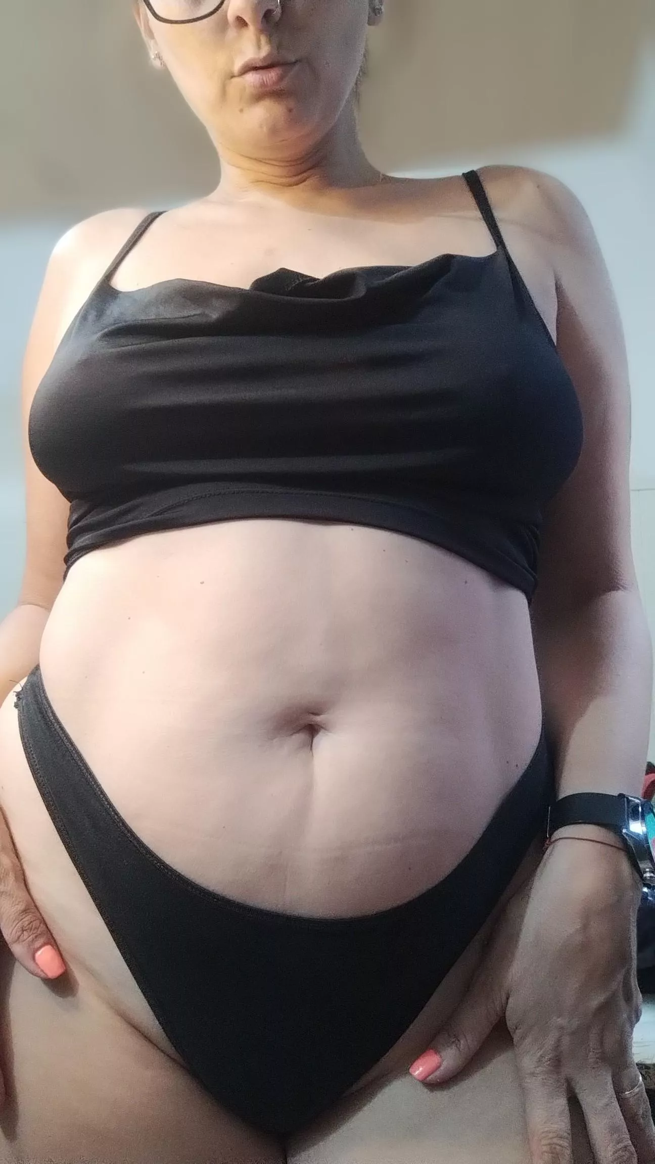 An amateur mother girl posted by RebecaHelenaPearson