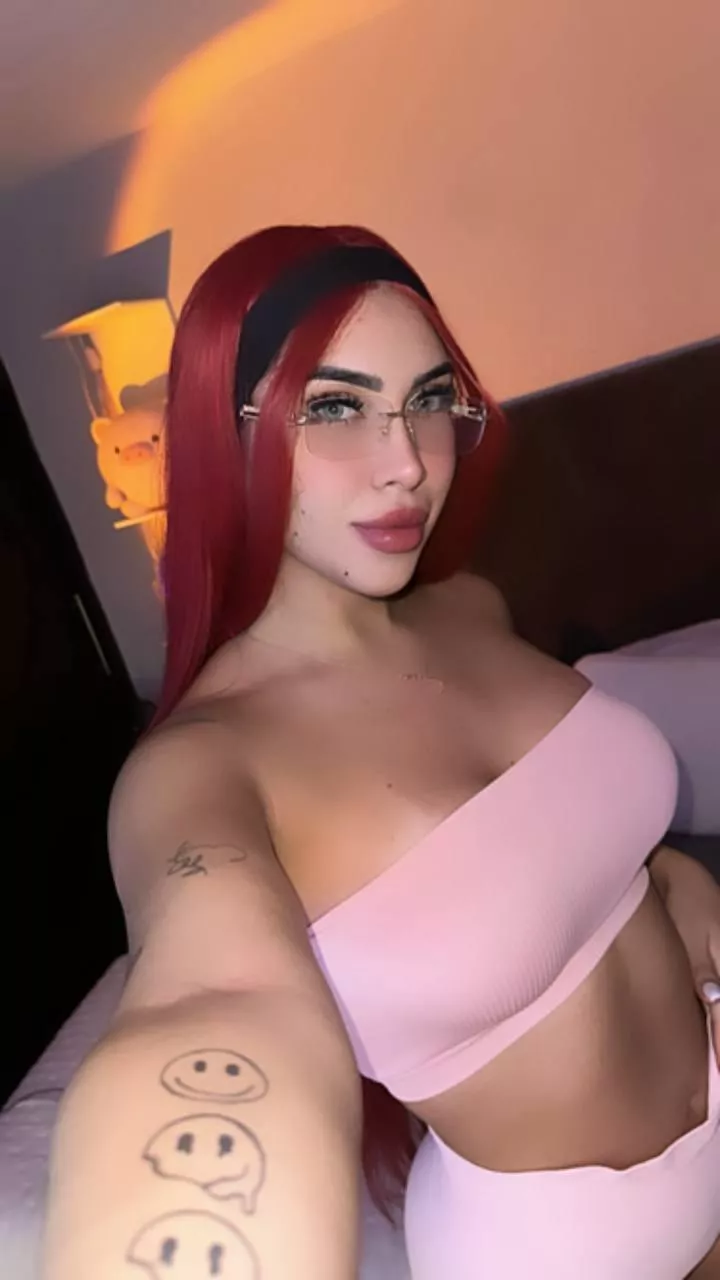 are we a fan of this top ? posted by triuneSixties60