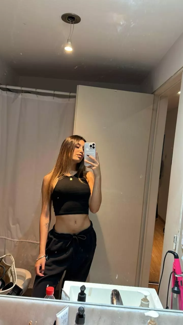 are we a fan of this top? posted by FunRegister3289