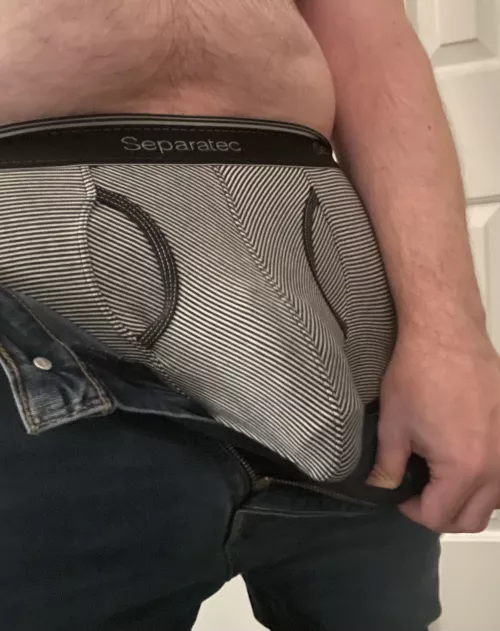 Do the stripes make me look bigger? (39) by Awkward_desklamp