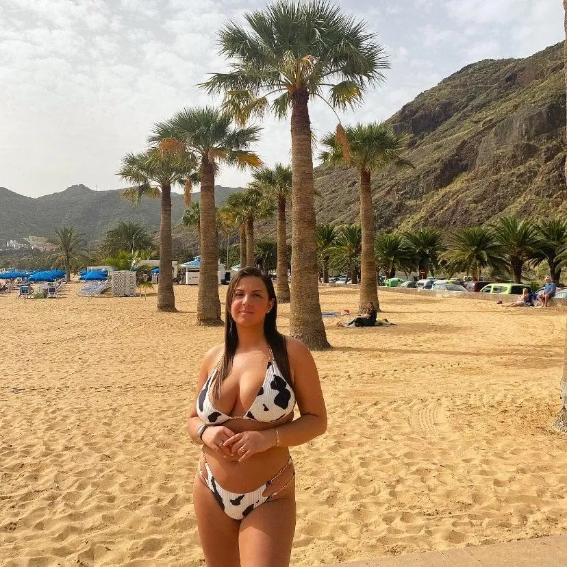 Does it fit her? posted by LetsDoTheRave