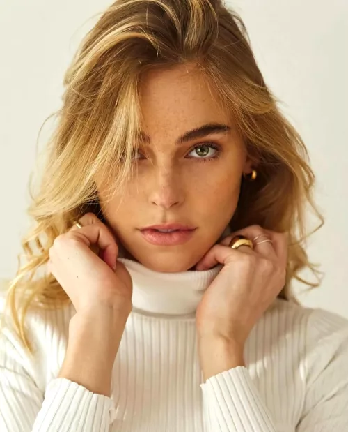 Elizabeth Turner by qwer5r