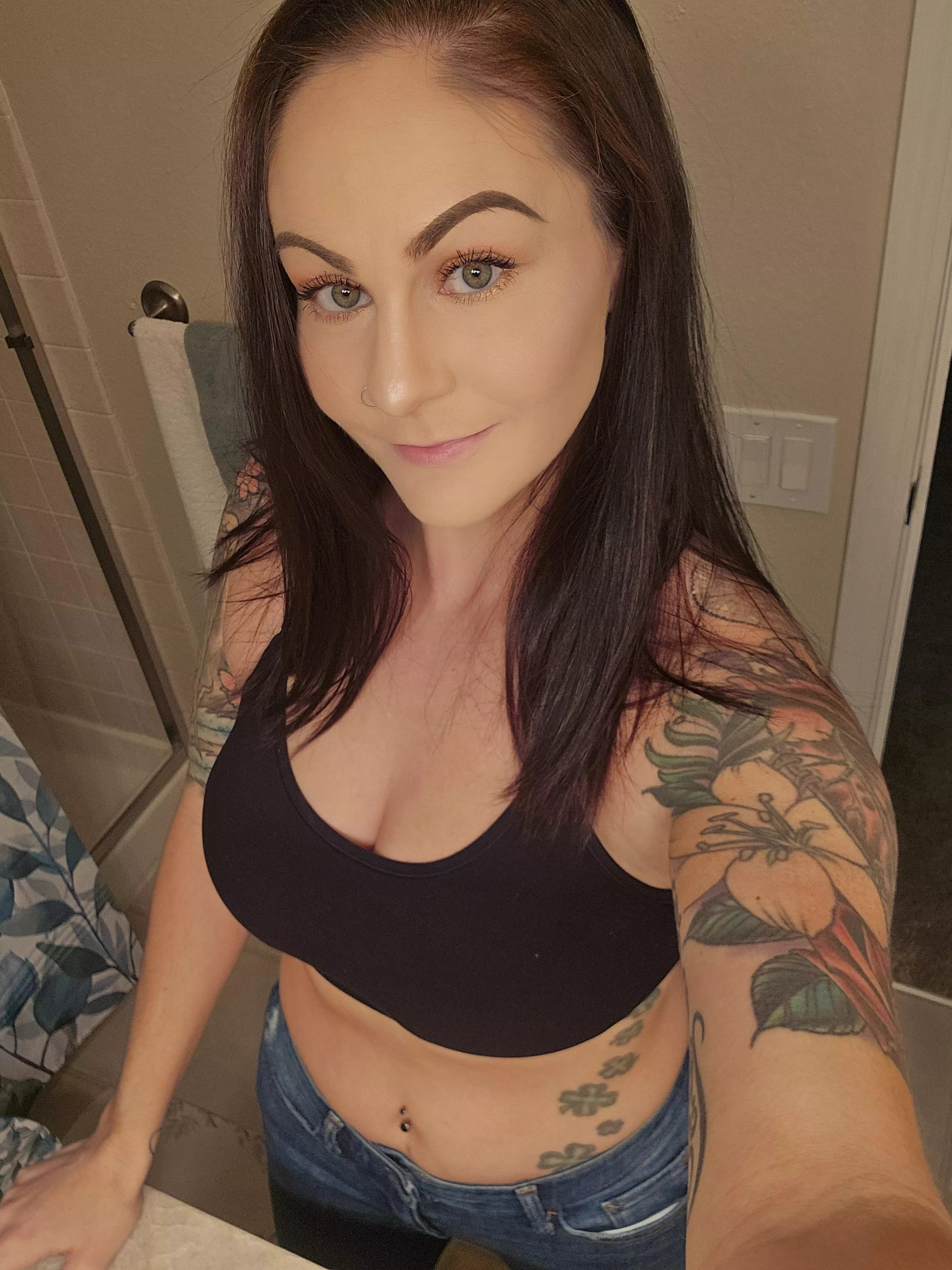 Hope your day is as gorgeous as you are! posted by -Staceys-Mom-