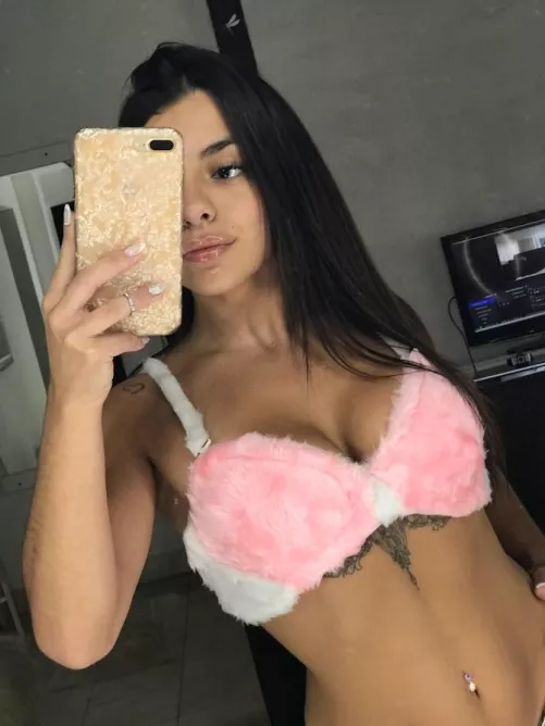 How do I look? :)) F23 by Extension_Stop6485