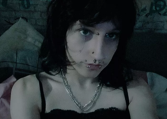 How's everyoneee by Fantastic_Race6391