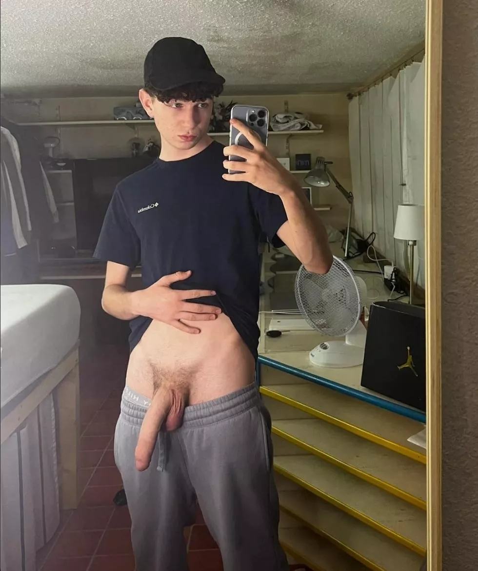 I think i have found my twink God. 😍 (See comments) posted by PessiGod