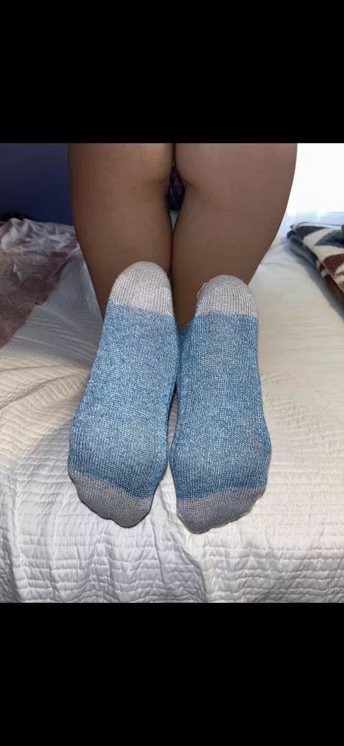 I’m ready for you ;) [F] by myfeetjackyou