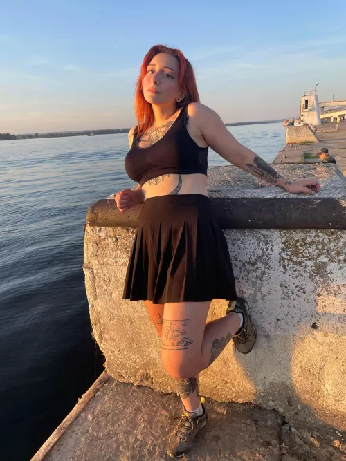 i've heard that seeing a cute redhead girl make your day better by Mind_Rina