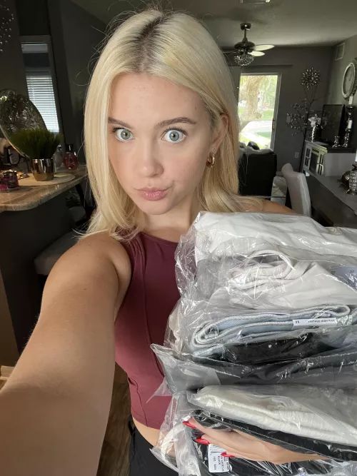 Just a blonde doing chores by sidmin