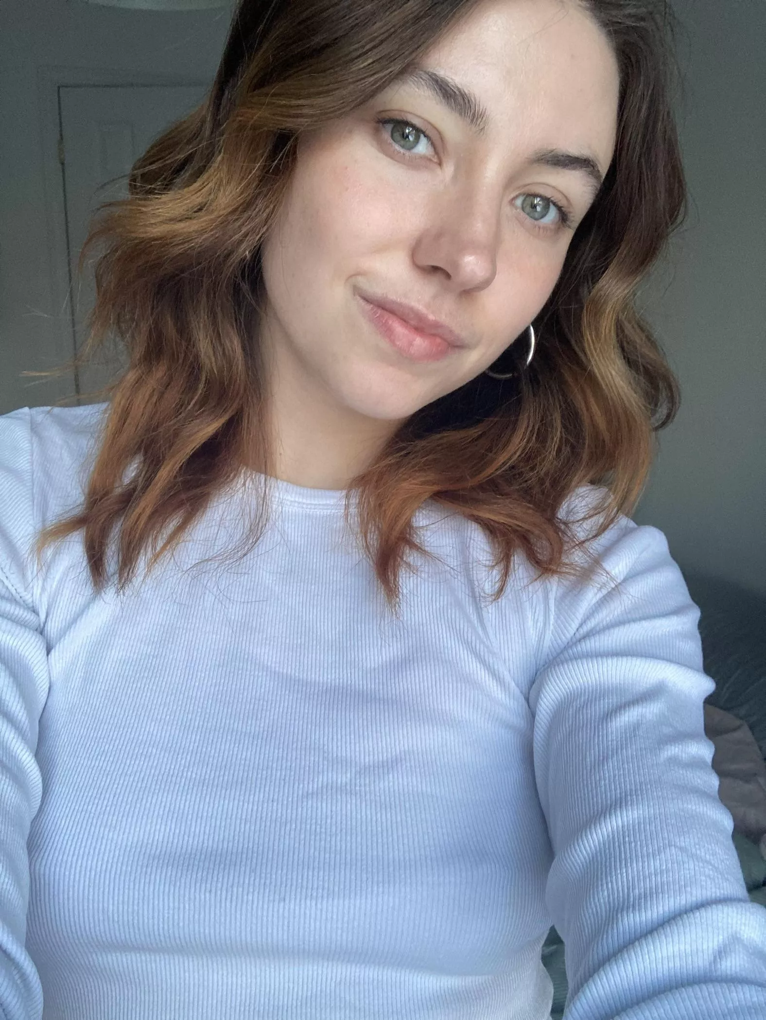 Just a mild selfie 😊 (F) posted by LuxxuryCar23