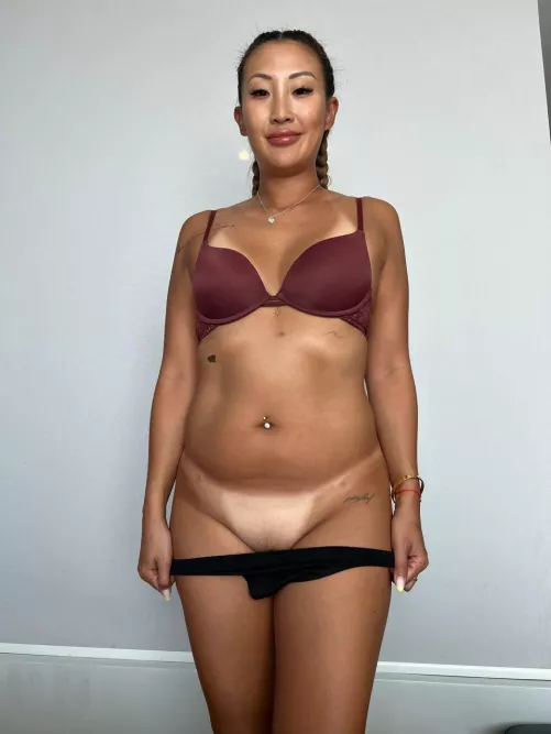 Just your lovely girl taking some nudes for you. by Sir-Spotless683