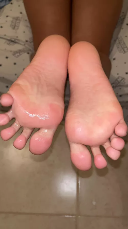 Kiss my wet soles please  by angie-mariee