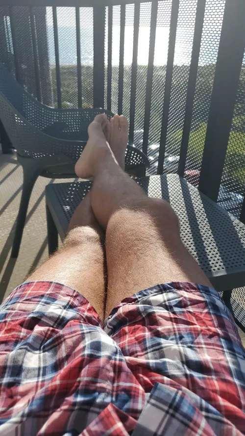 Lounging by swingingbros