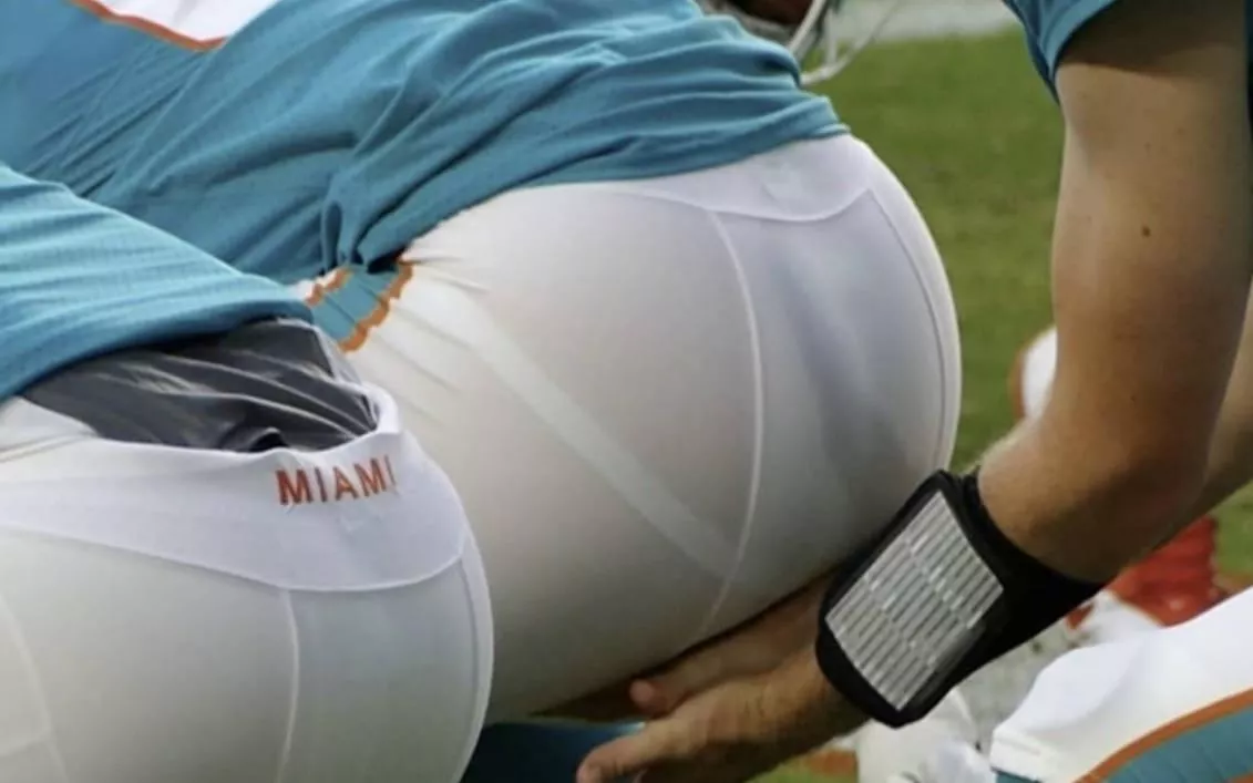 strapping posted by flicker_nyc