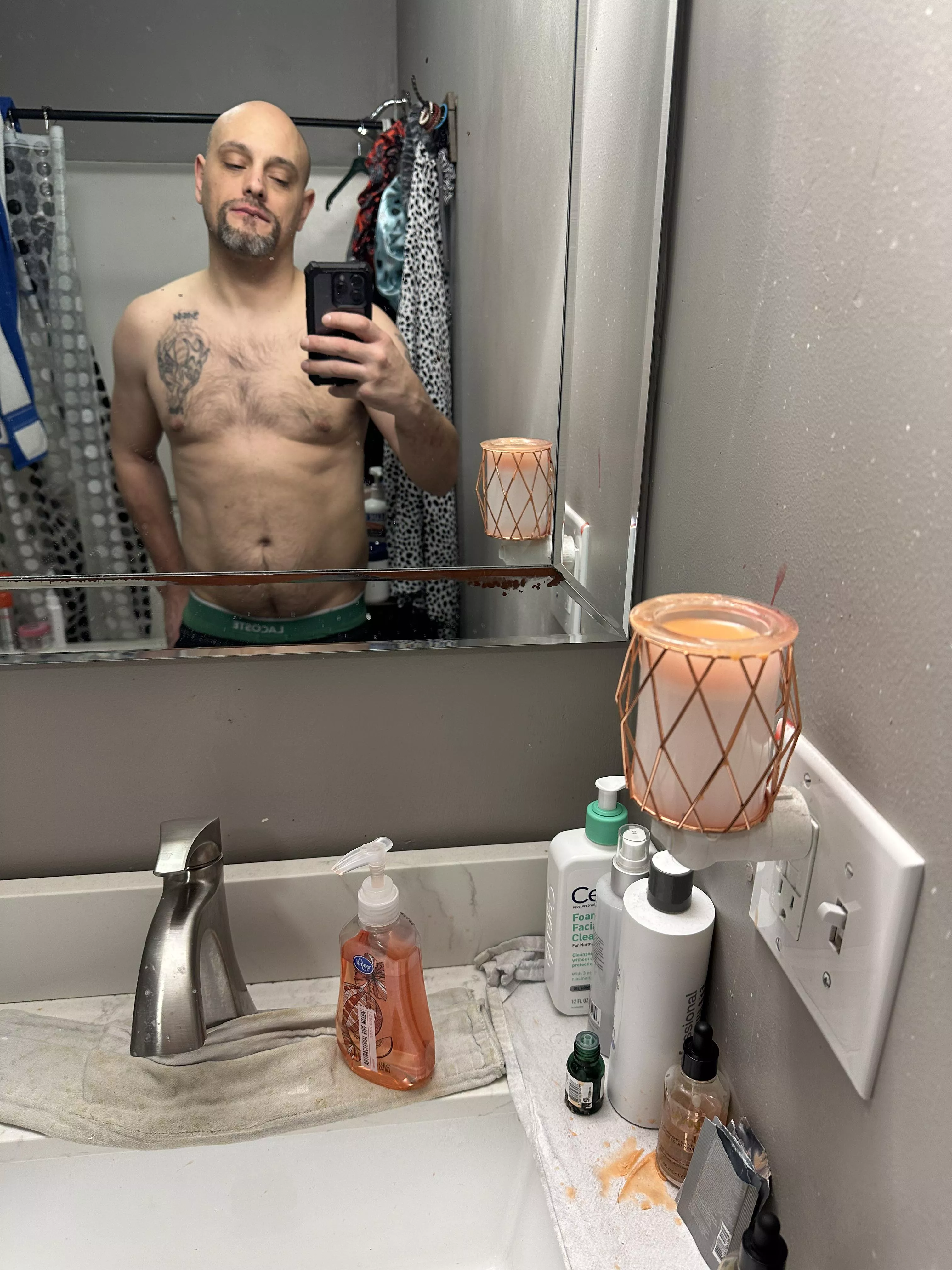 Thinking of going live tonight. Been a boring past couple days posted by AJFoyt5