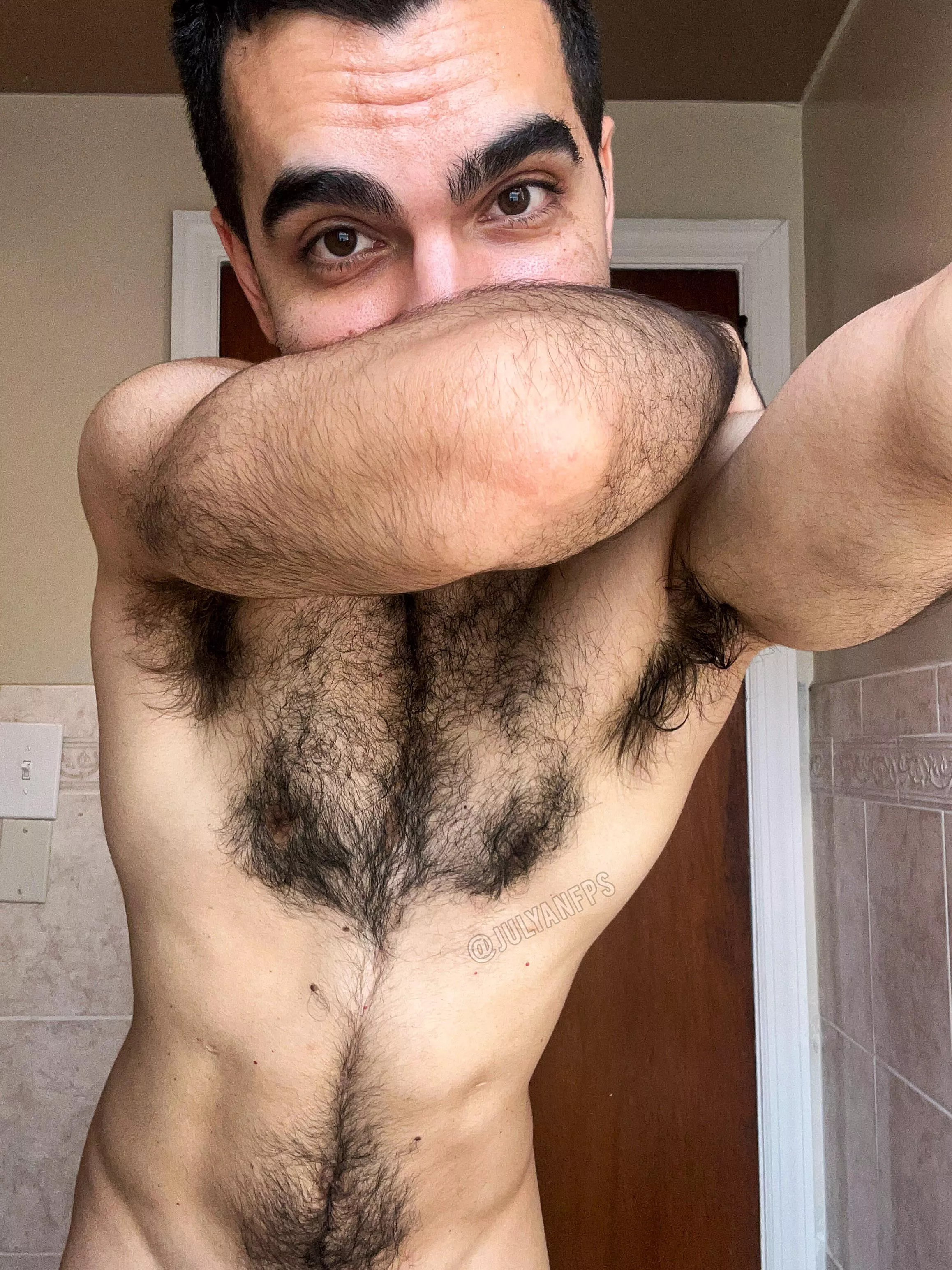 Trimming is overrated 😜 posted by julyanfps