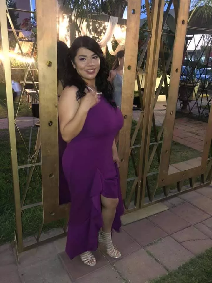 Very busty posted by TheBiGDogloveBustys