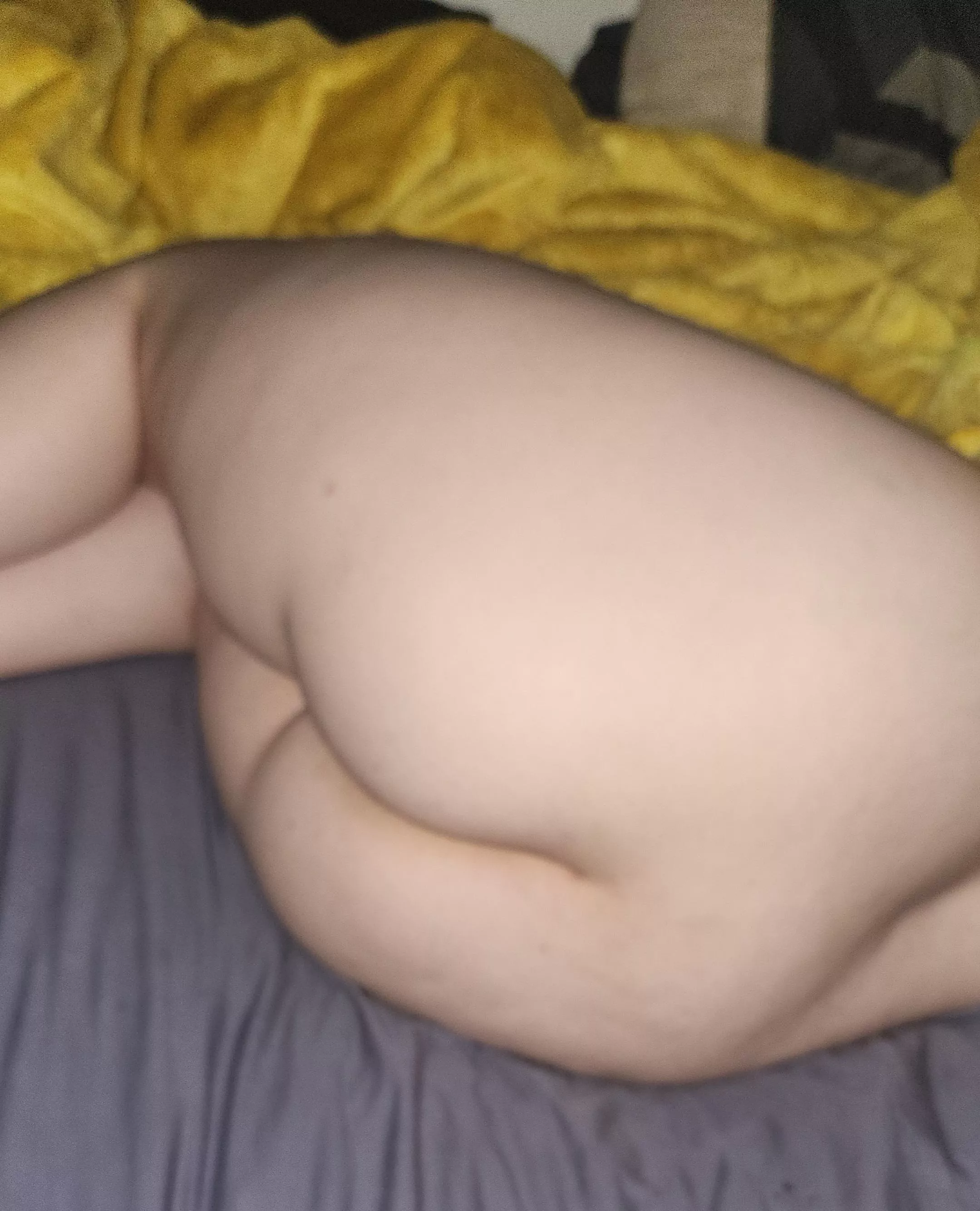 What style of belt should I get my gf posted by SPIDER-MAN117744