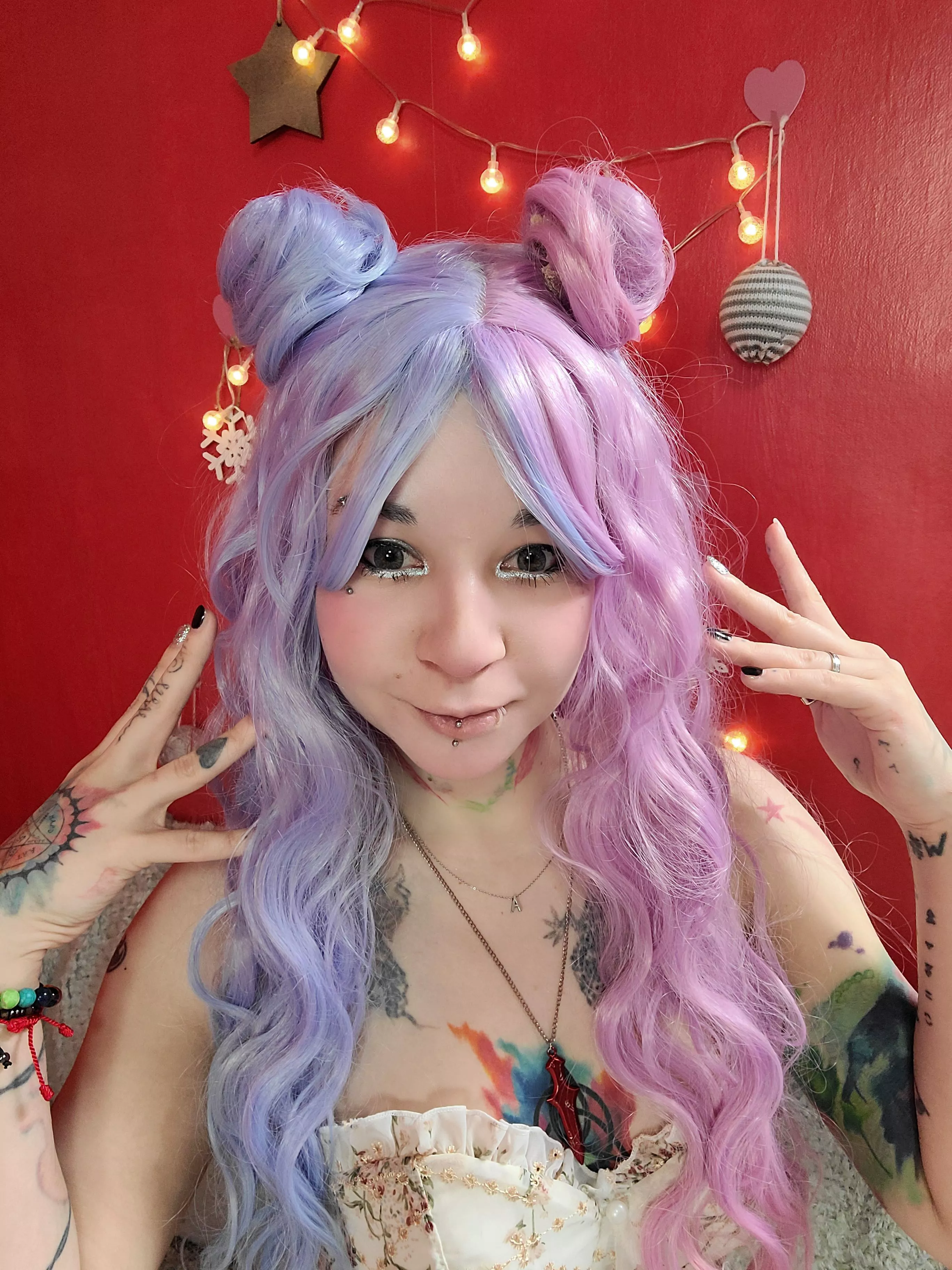 With this hair, I feel more open to the world posted by ModerateBodoni