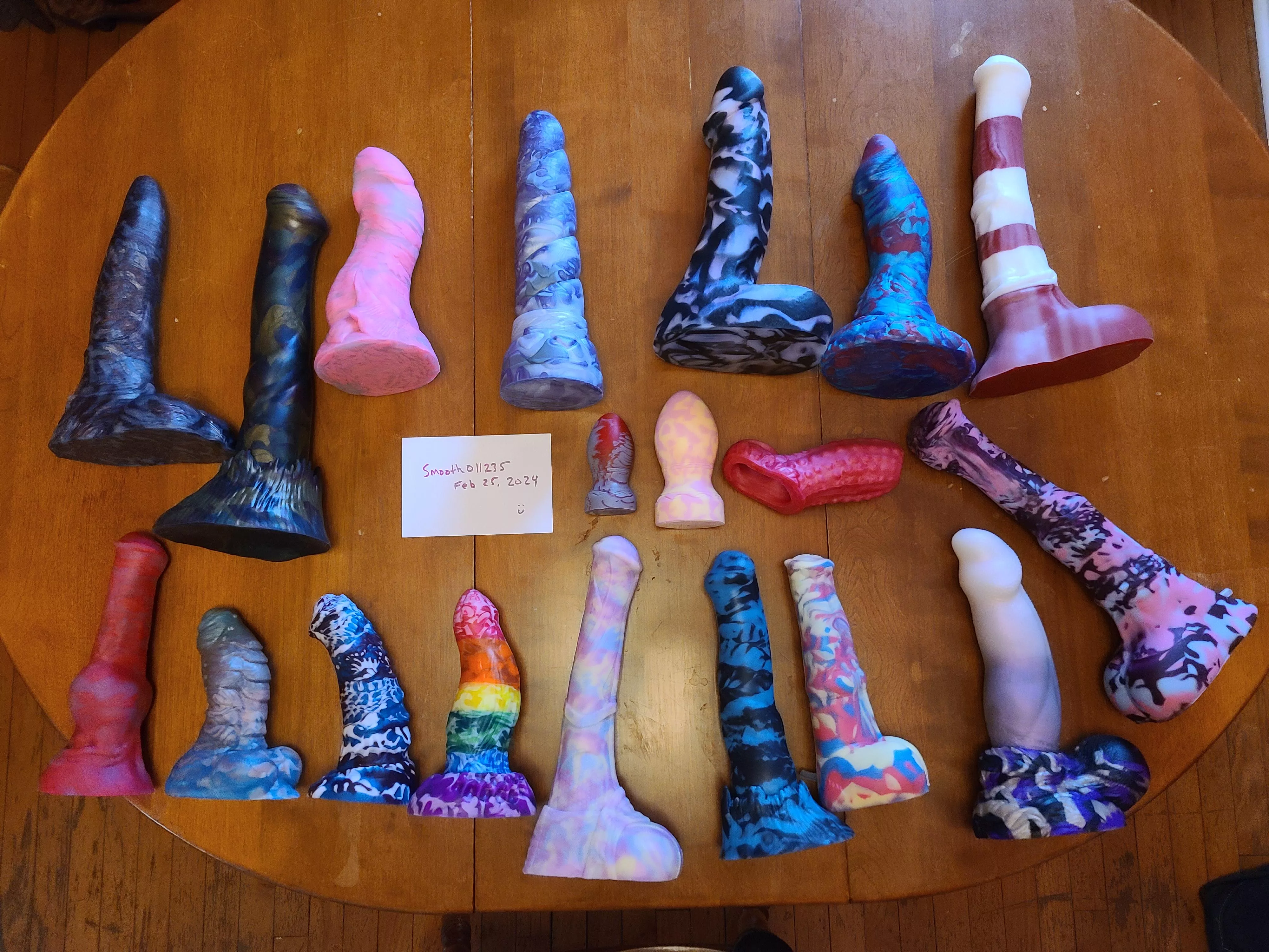 WTS Bad Dragon toys posted by smooth011235