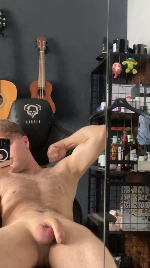 20 cynamonek2115 I need someone to jerk off so badly same age big cock and plssssss by Romix3212