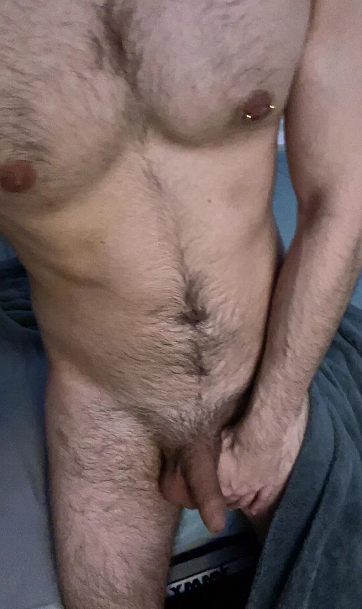 26 vers for jerking off. Prefer 21-30, long-term, fit/uncut++. Send asl and pic/vid for response Snap: hyruliansage8 posted by hyruliansage8