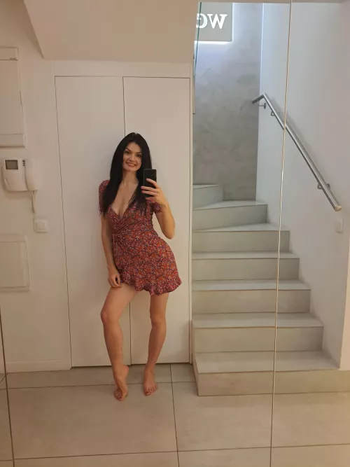 36 years old brunette. by MartaPeonly