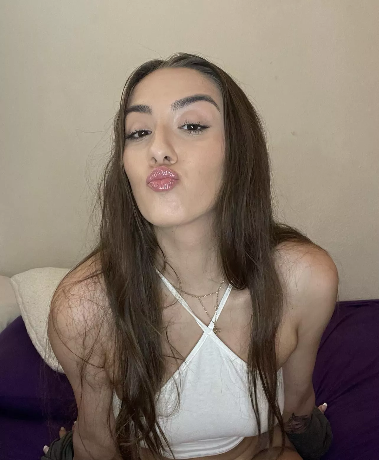 At twenty-one, I'm in love with my teacher... Do I look appealing to older men? posted by Glamour_Girly