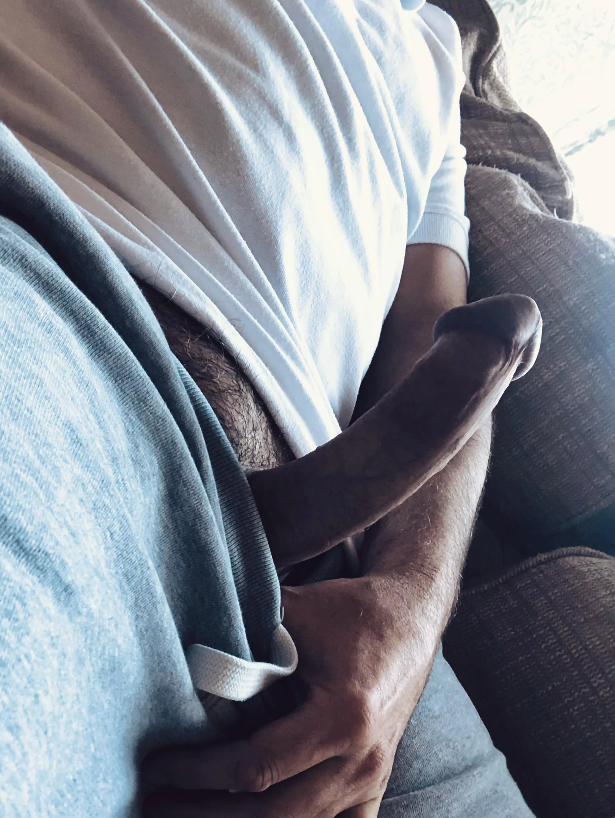 Caught you looking (42) posted by incocknoodo