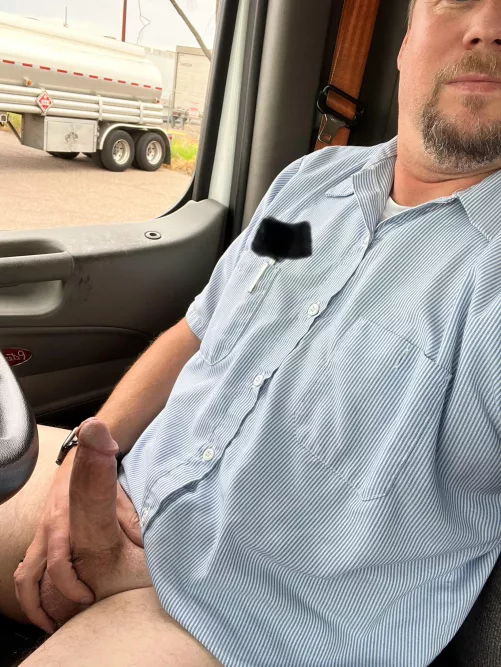 Come show me what the wife won’t [42] by Husbands_secret81