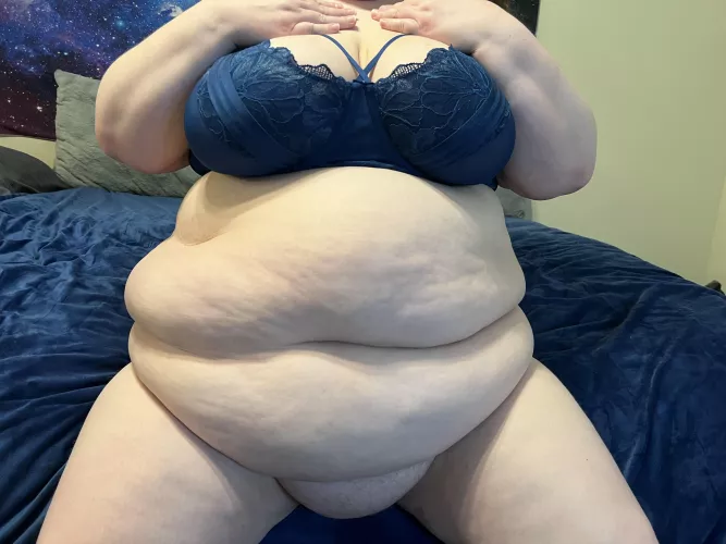 Could I be your goddess? by arealhandful