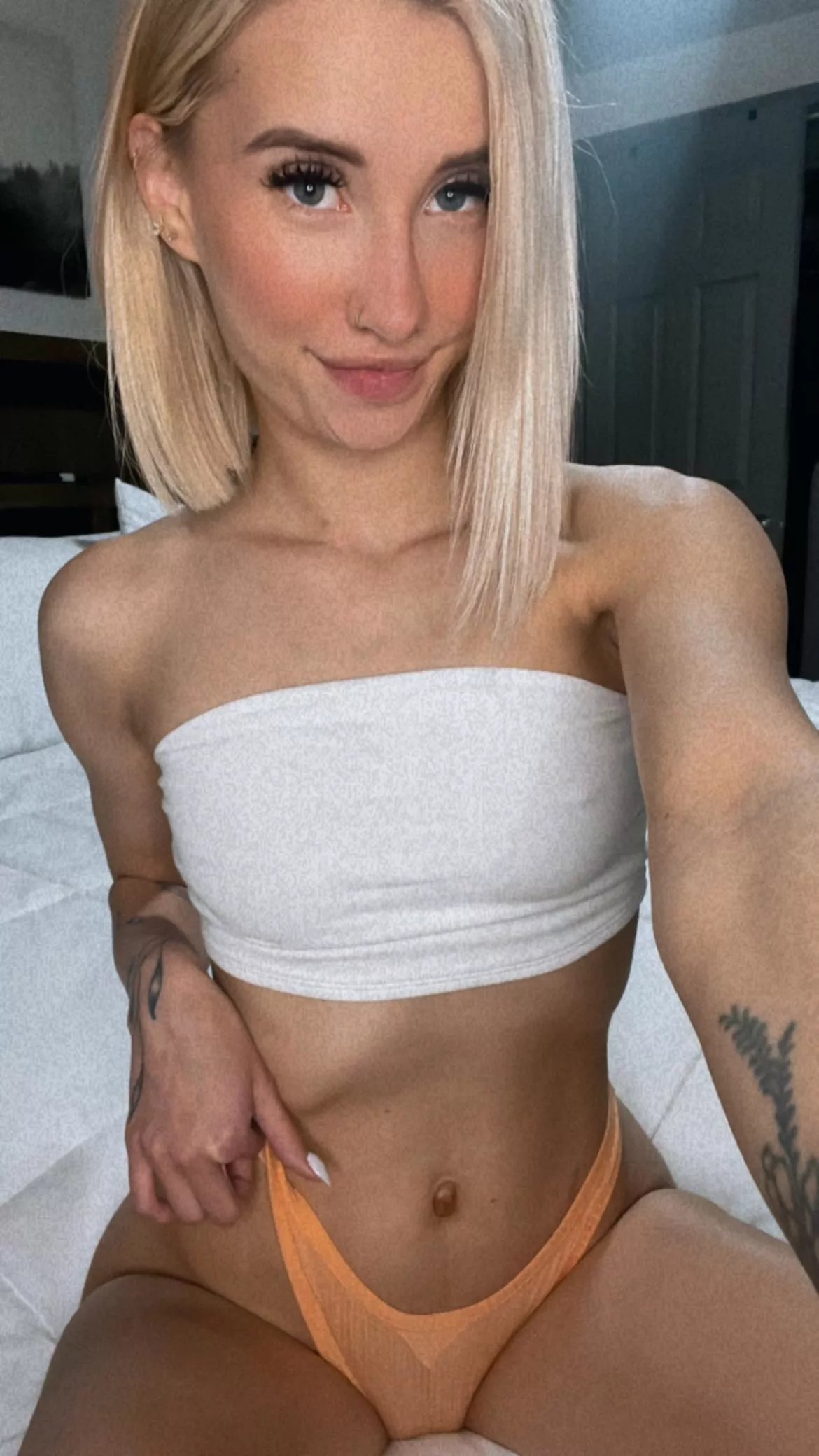 Follow me @ariaonlyxo posted by aria_adams