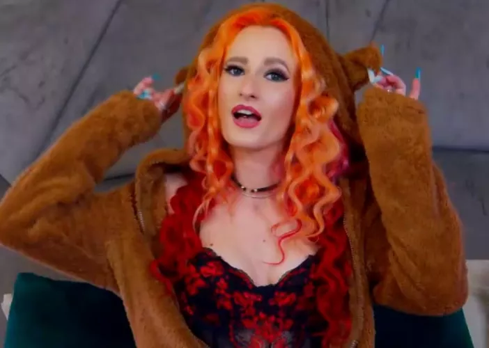 Have you ever played with a bear? by RenektonEUNE