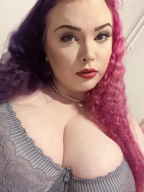 Hello🫢 by AdComprehensive6118