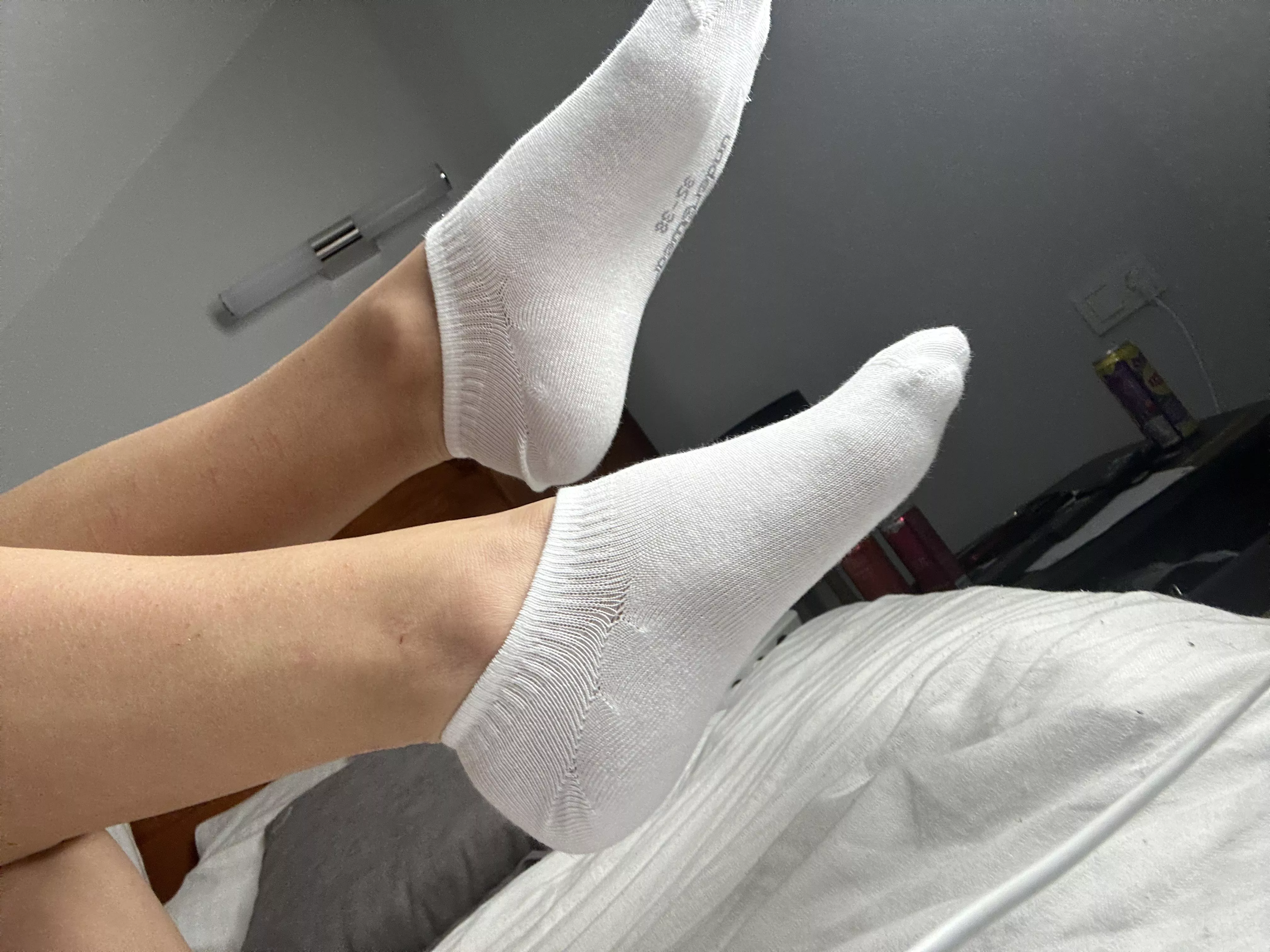 hmm should I change the color of my socks? (F) posted by zmot25