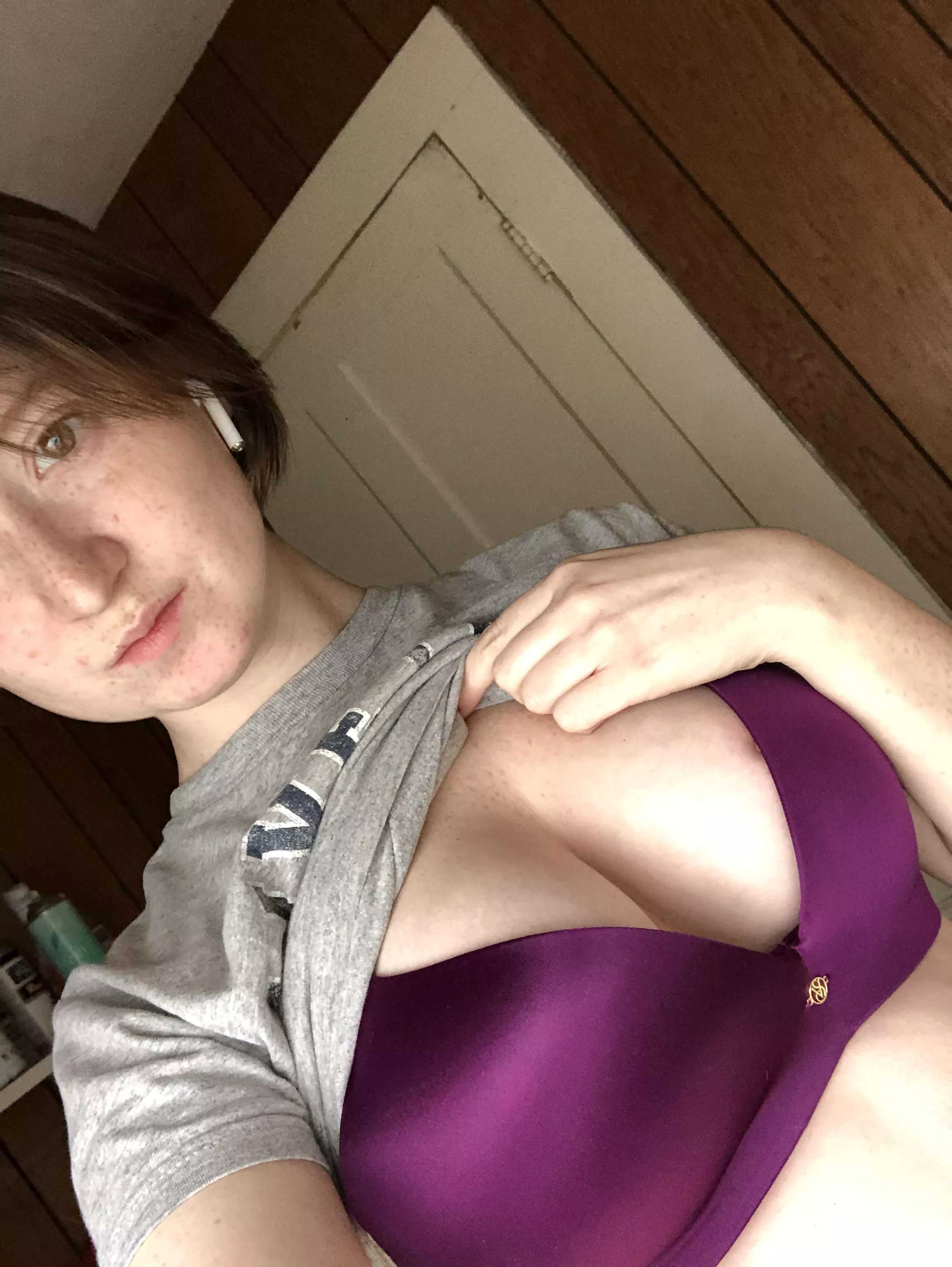 How’s my selfie posted by Fabulous_Author3276